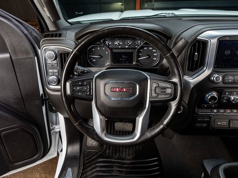 Used 2022 GMC Sierra 2500 SLE w/ SLE Convenience Package image 19