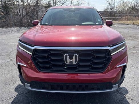 Used 2025 Honda Pilot EX-L image 2