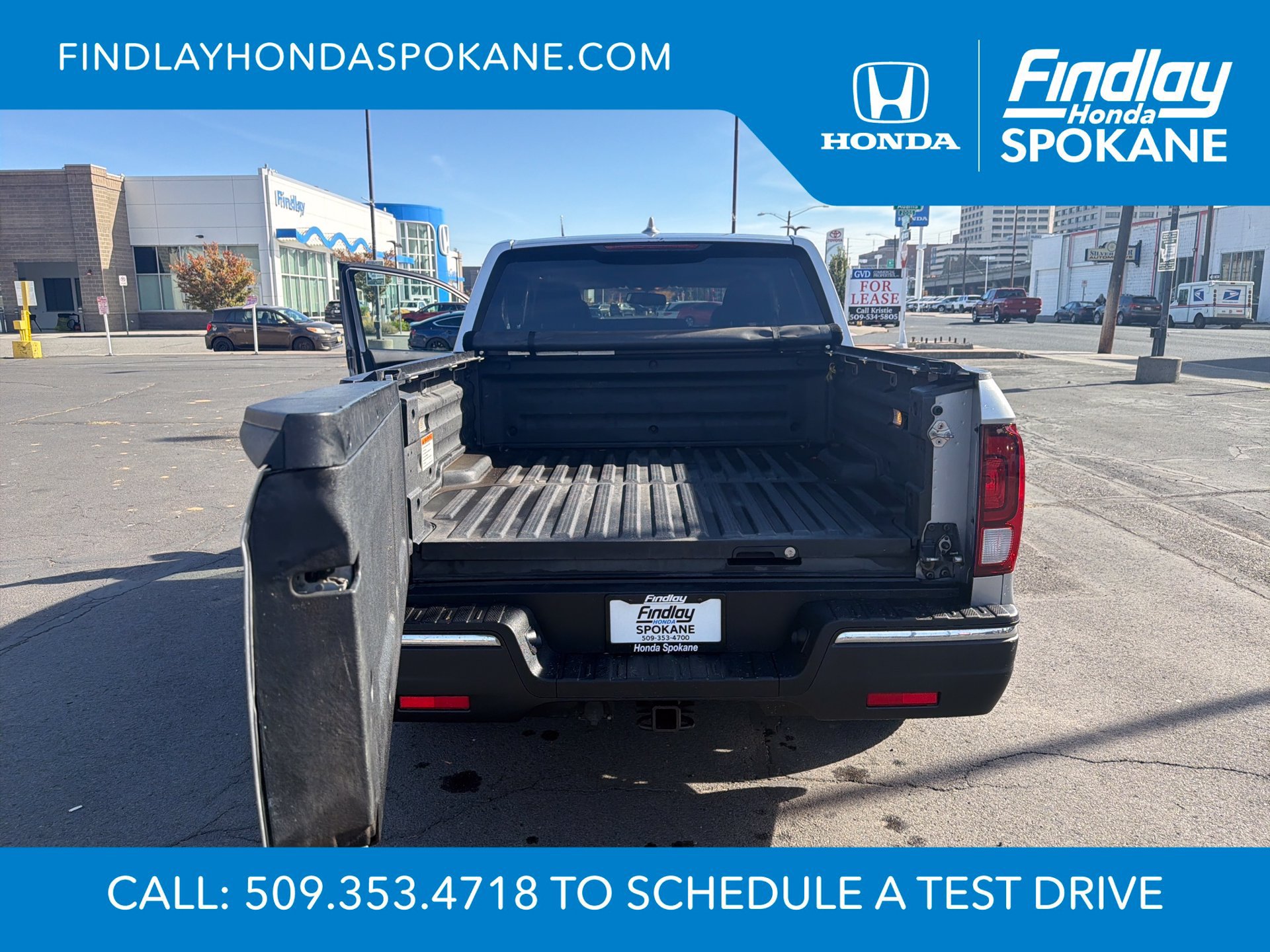 Used 2017 Honda Ridgeline RTL-T image 16