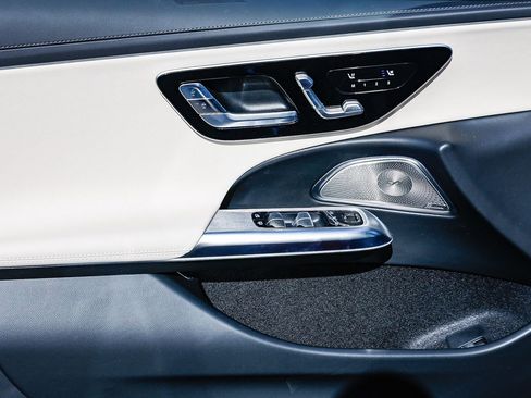 New 2026 Mercedes-Benz E 350 4MATIC Sedan image 22