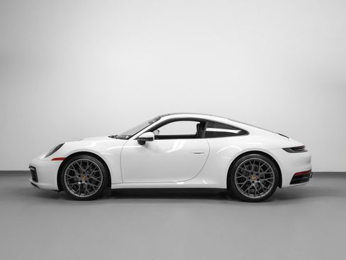 Certified 2021 Porsche 911 Carrera RWD image 2