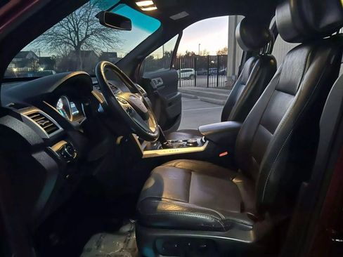 Used 2015 Ford Explorer Sport image 19