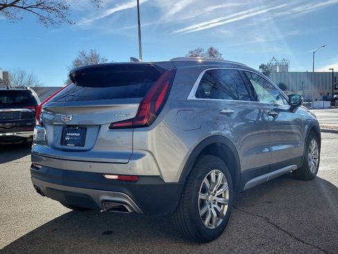 Used 2023 Cadillac XT4 Premium Luxury image 6