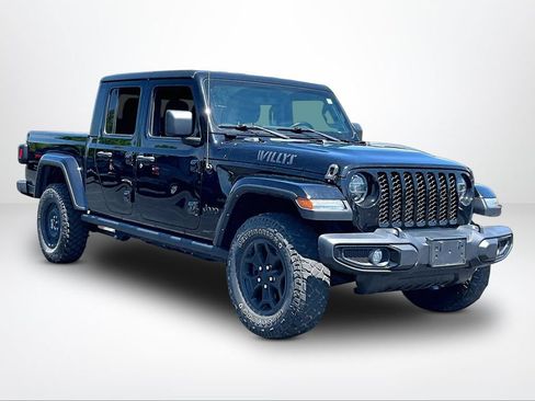 Used 2022 Jeep Gladiator Sport AWD/4WD image 11