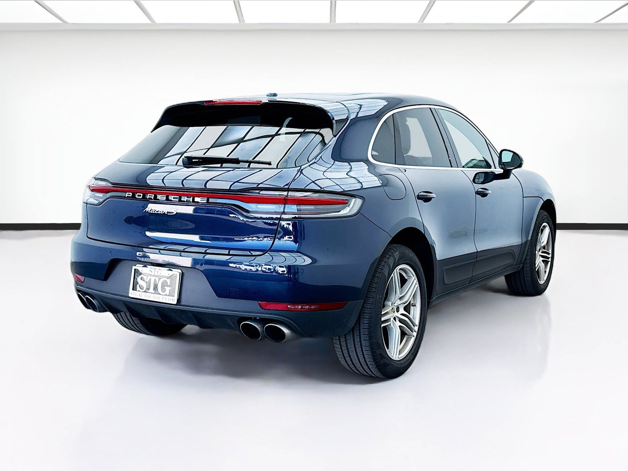 Used 2021 Porsche Macan S AWD/4WD image 4