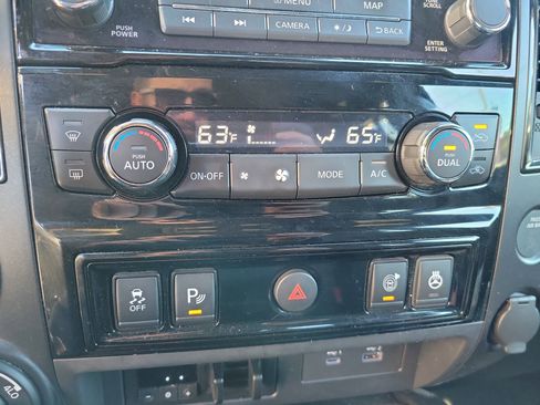 Used 2021 Nissan Titan PRO-4X w/ Pro-4x Convenience Package image 24