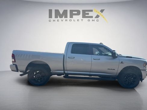 Used 2023 RAM 2500 Big Horn w/ Night Edition AWD/4WD image 6