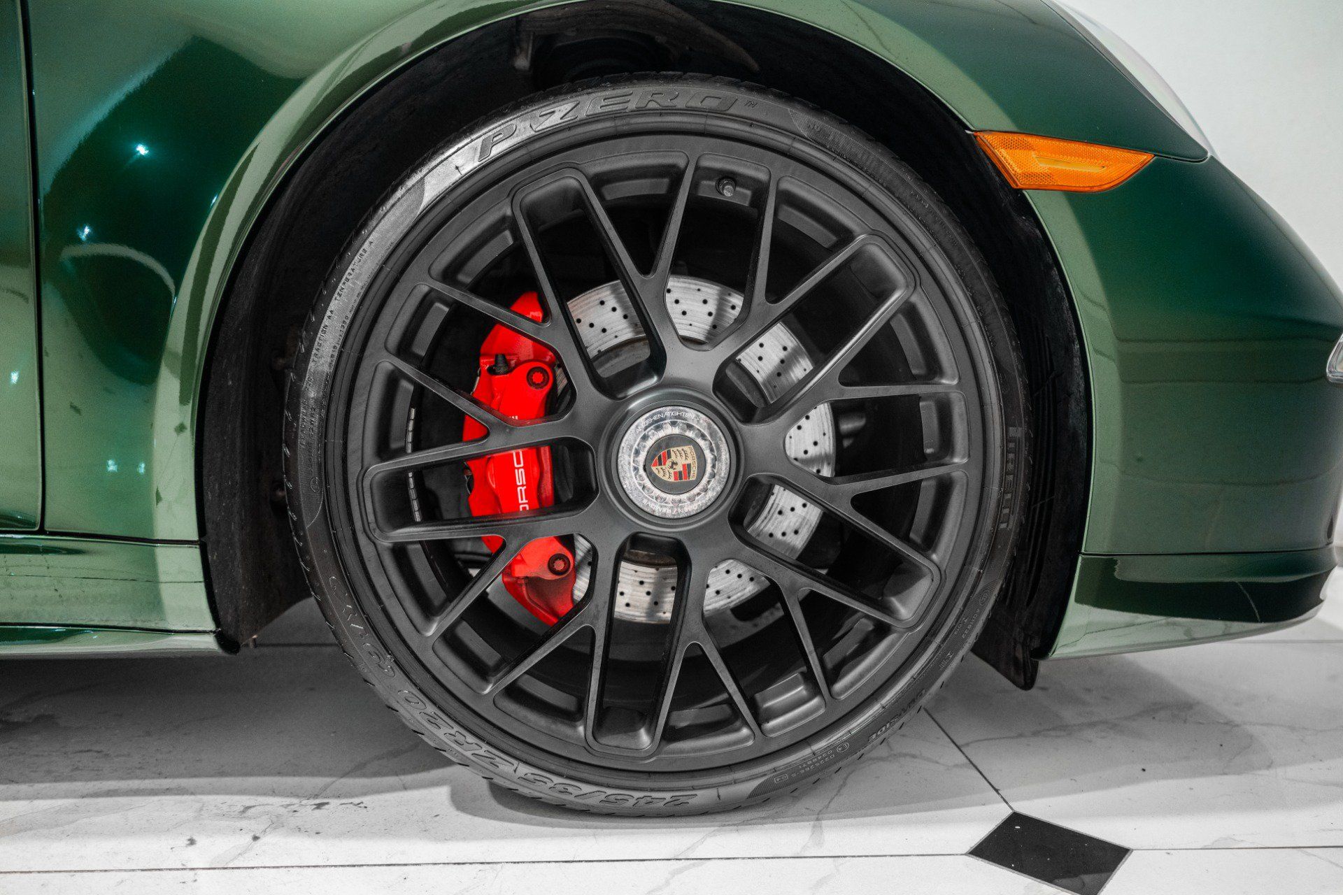 Used 2016 Porsche 911 Carrera GTS RWD image 16