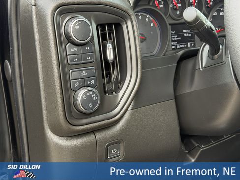 Certified 2021 Chevrolet Silverado 1500 Custom Trail Boss w/ Midnight Edition image 13