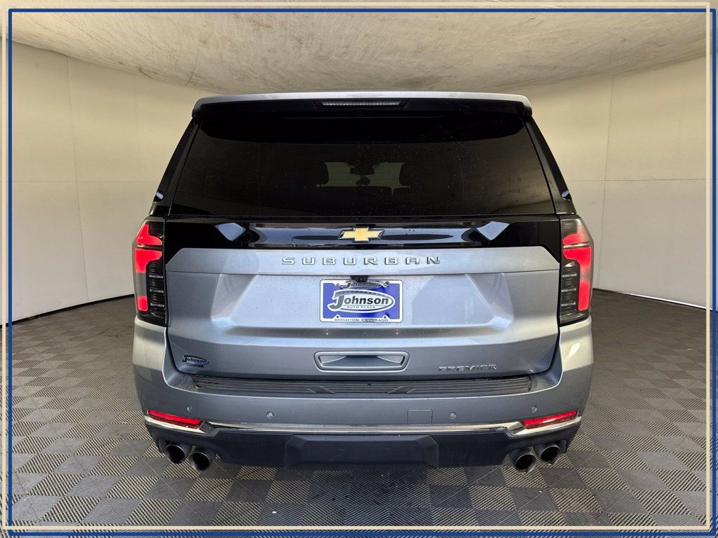 Certified 2025 Chevrolet Suburban Premier AWD/4WD image 7