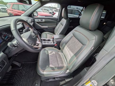 Used 2023 Ford Explorer Timberline w/ Timberline Technology Package AWD/4WD image 8