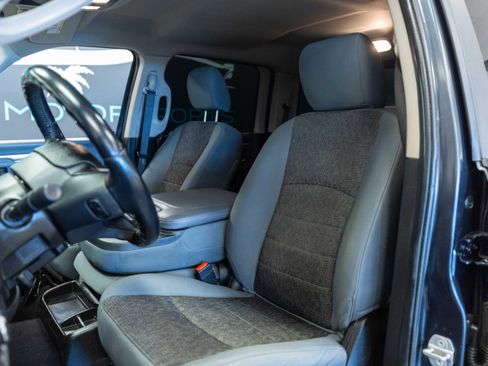 Used 2019 RAM 1500 Big Horn AWD/4WD image 11