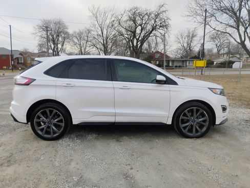 Used 2016 Ford Edge Sport w/ Technology Package image 12