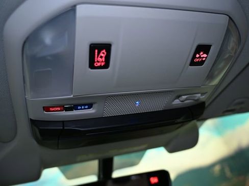 Used 2022 Subaru Ascent Premium w/ Convenience Package image 47