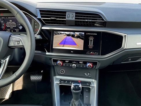 New 2025 Audi Q3 2.0T Premium image 7