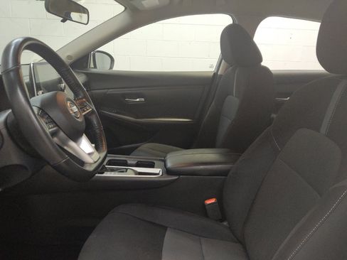 Used 2021 Nissan Sentra SV FWD image 17
