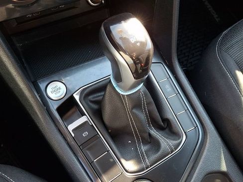 Used 2022 Volkswagen Tiguan S AWD/4WD image 16