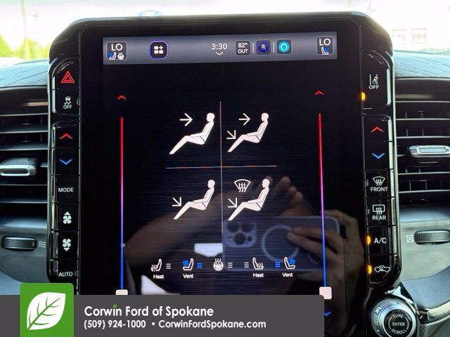 Used 2025 RAM 2500 Limited AWD/4WD image 29