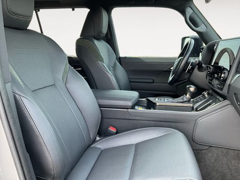 Used 2024 Lexus GX 550 AWD/4WD image 15