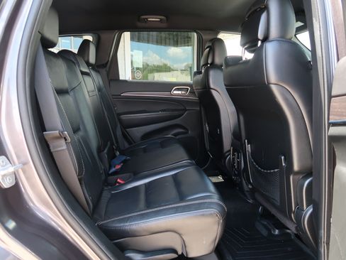 Used 2014 Jeep Grand Cherokee Limited AWD/4WD image 26