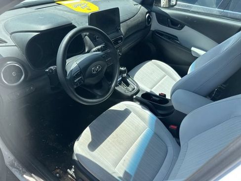 Certified 2023 Hyundai Kona SEL AWD/4WD image 18