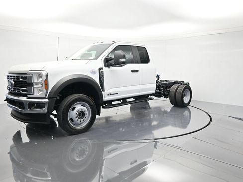 New 2026 Ford F450 XL w/ XL Chrome Package AWD/4WD image 1