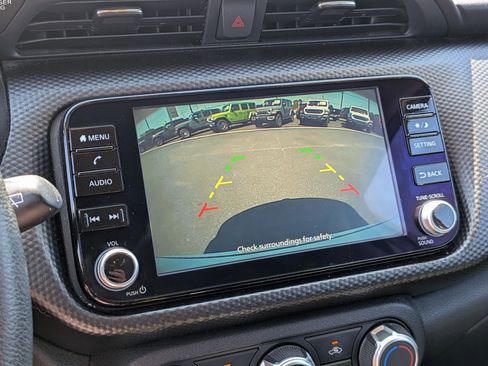 Used 2023 Nissan Kicks SV FWD image 18