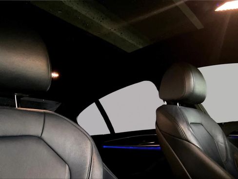 Used 2020 BMW 530i w/ M Sport Package RWD image 13