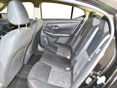 Used 2022 Nissan Sentra SR w/ Midnight Edition FWD image 30