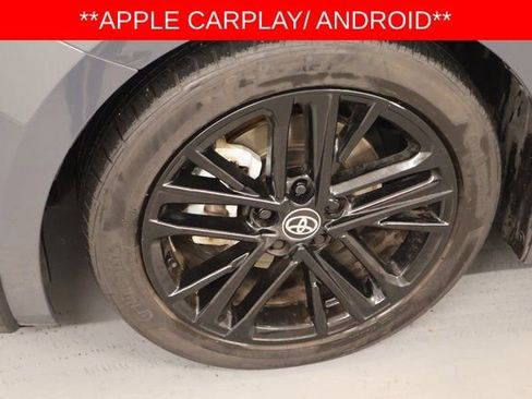 Used 2025 Toyota Camry SE image 10