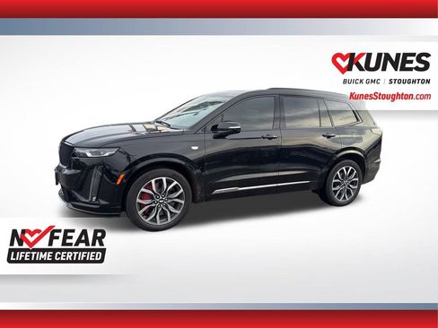 Used 2024 Cadillac XT6 Sport w/ Technology Package image 8