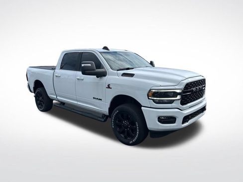Used 2024 RAM 2500 Big Horn w/ Night Edition AWD/4WD image 7