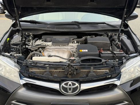 Used 2017 Toyota Camry XLE FWD image 15