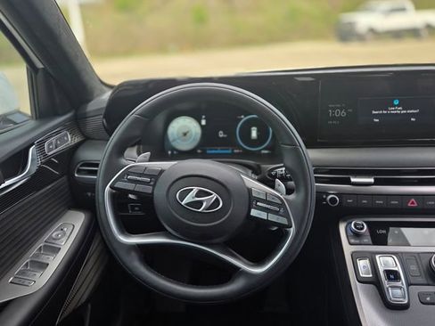 Used 2025 Hyundai Palisade Calligraphy image 22