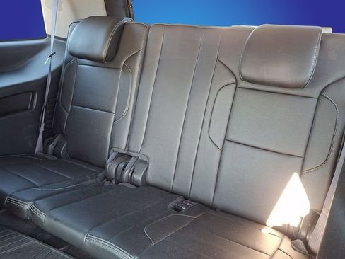 Used 2016 GMC Yukon Denali w/ Open Road Package RWD image 7