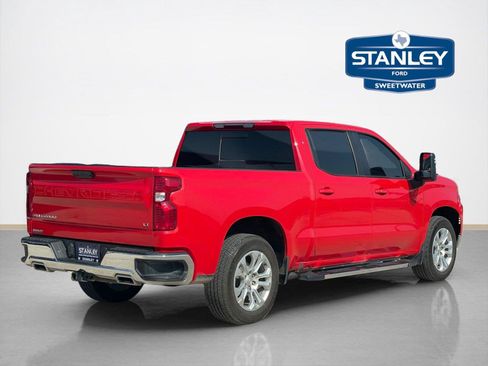 Used 2024 Chevrolet Silverado 1500 LT AWD/4WD image 7