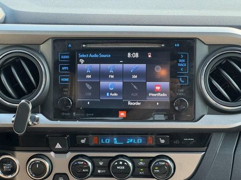 Used 2018 Toyota Tacoma Limited AWD/4WD image 19
