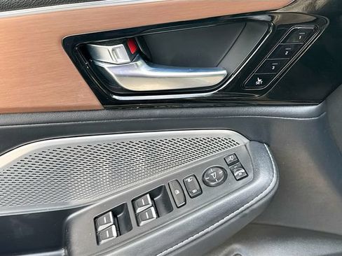 Used 2022 Acura MDX SH-AWD w/ Technology Package image 24