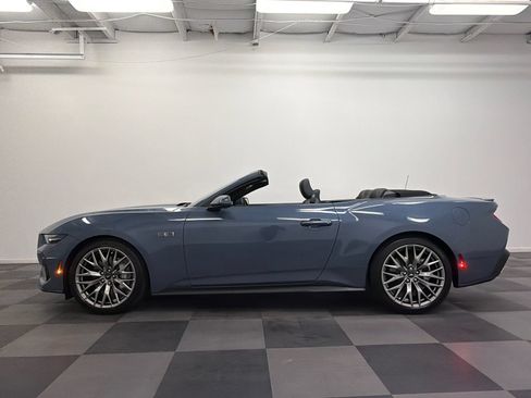 Used 2025 Ford Mustang GT Premium RWD image 6
