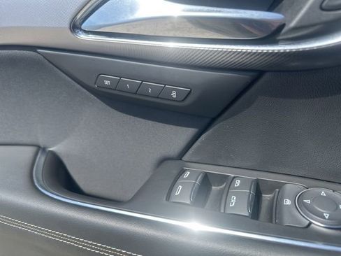 Used 2025 Buick Envision Sport Touring AWD/4WD image 42