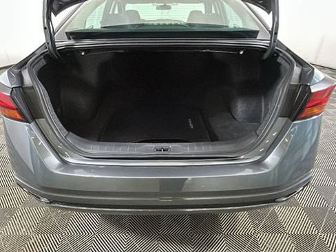 Used 2019 Nissan Altima 2.5 S FWD image 27