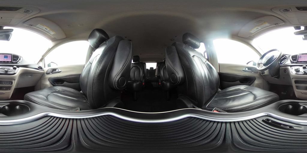 Used 2022 Chrysler Pacifica Touring-L FWD image 26