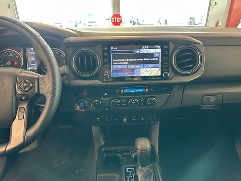 Used 2023 Toyota Tacoma TRD Off-Road w/ TRD Premium Off Road Package AWD/4WD image 23