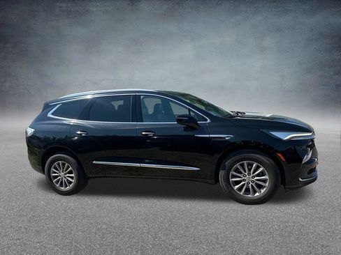 Used 2024 Buick Enclave Premium AWD/4WD image 33