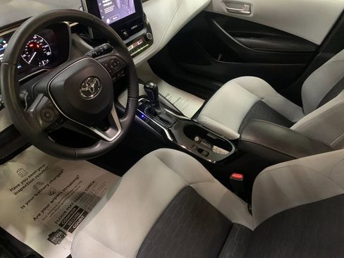 Used 2023 Toyota Corolla SE w/ SE Premium Package FWD image 11
