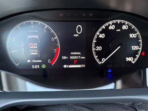 Used 2025 Honda HR-V LX image 16