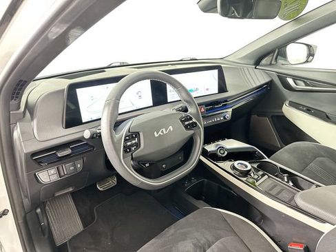 Used 2023 Kia EV6 GT-Line w/ GT-Line Suede Seat Package image 21