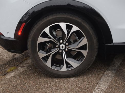 Used 2023 Ford Mustang Mach-E Premium image 28