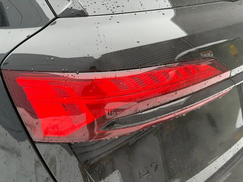 New 2026 Audi Q7 2.0T Premium Plus AWD/4WD image 10