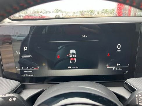 Used 2025 Nissan Kicks SR FWD image 14
